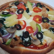 Sunshine Pizza 😋 very delicious with the best cheese สุขสวัสดิ์