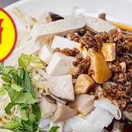 ก๋วยเตี๋ยวหลอดเจ๊ใหญ่