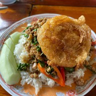 ครัวลูกเงาะ  สลกบาตร