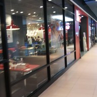 หน้าร้าน KFC Central World ชั้น 6