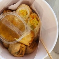 ฮอม.. ลูกชิ้นเห็ดหอม ลูกชิ้นทอด เกี๊ยวกรอบ มังสวิรัติ