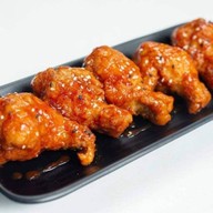 โอปป้าไก่กรอบซอสเกาหลี หัวหิน