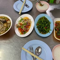 ข้าวต้มกุ้ย อพอลโล่