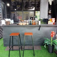 Alisa Coffee Shop - อาลิสา คอฟฟี่ ช็อป
