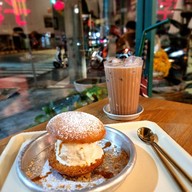 เมนูของร้าน ถ้วยถังไอติม บรรทัดทอง