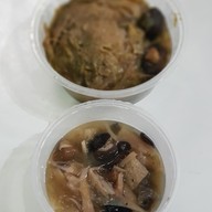 ขาหมูฮ่องเต้ พรานนก
