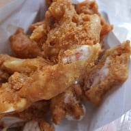 เมนูของร้าน ร้านทะเลทอด ศาลาแดง