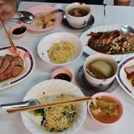 เมนูของร้าน เพิ่มพูนโภชนา ถนน บรมราชชนนี