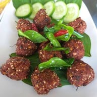 นายถึก ไก่หุบบอน