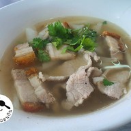 เมนูของร้าน ก๋วยจั๊บเอกไพลิน ศรีนครินทร์