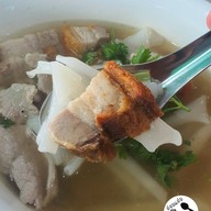 เมนูของร้าน ก๋วยจั๊บเอกไพลิน ศรีนครินทร์