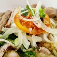 ก๋วยจั๊บญวนสวนลุงหมี ตะเคียนเตี้ย