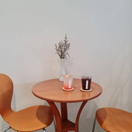 Slow Thrive： coffee house
