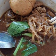 ก๋วยเตี๋ยวเรือห้อยขา สันกำแพง