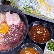 หมูกระทะโบว์ชัวร์ ตลาดไทเลย