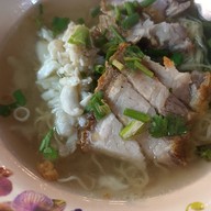 ซันไนท์บะหมี่เกี้ยว