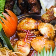 D’Penyetz & D’Cendol Clayton