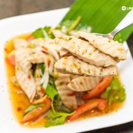เมนูของร้าน ส้มตำนัวร์จ๊าด (ตึกก่อนถึงแยกกวงฮั้ว) ระยอง