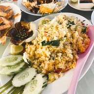 ล่องเล ราไวย์ ซีฟู๊ด ล่องเล ราไวย์ ซีฟู้ด