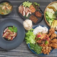 ลอง แซ่บ เบิ่ง สาขานนทบุรี