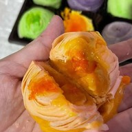 เปี๊ยะฟิน By Maya คลองสุเอช
