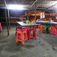 บรรยากาศ ต้มเลือดหมูลุงนวย