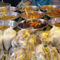 น้ำพริกต้นกล้า ไผ่ ตลาดไนท์