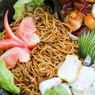 D’Penyetz & D’Cendol Clayton