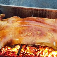 หมูหันท่านอ๋อง  หัวหิน