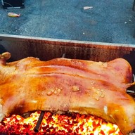 หมูหันท่านอ๋อง  หัวหิน