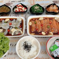 ล้านกระเพรา & ไข่เจียวทรงเครื่อง กิ่งแก้ว43