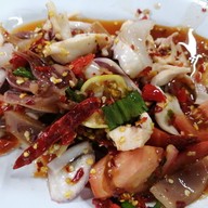 ส้มตำเอมมี่ปากระเบิด