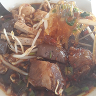 เมนูของร้าน เฮียชาญ จั๊บญวน