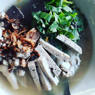 เมนูของร้าน เฮียชาญ จั๊บญวน
