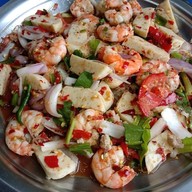 ส้มตำเอมมี่ปากระเบิด