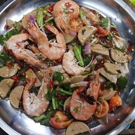 ส้มตำเอมมี่ปากระเบิด