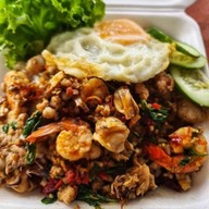 อู๊ดล้านแตก