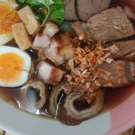 ร้านก๋วยจั๊บน้ำข้น ก๋วยจั๊บญวนบุณฑิรา 2