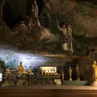 วัดสุวรรณคูหา (วัดถ้ำ)
