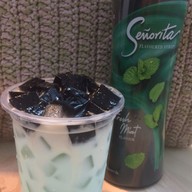 เพลินD นมสดเฉาก๊วย