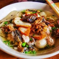 ก๋วยเตี๋ยวปลากรอบ