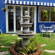 คัพเปอร์คราวน์คาเฟ่ กะเพรา ผัดไทย ผัดซีอิ๊ว สเต็ก พิซซ่า ชาไทย กาแฟ ชานม ไอติม ในเมือง