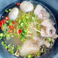 ดีด 24 ข้าวต้ม&อาหารอีสานซีฟู๊ด โต้รุ่ง -