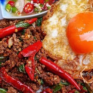 บังเครา  กะเพราเนื้อฮาลาล ลาดพร้าว94