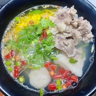 ดีด 24 ข้าวต้ม&อาหารอีสานซีฟู๊ด โต้รุ่ง -