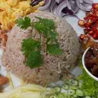 ร้านกลางซอย