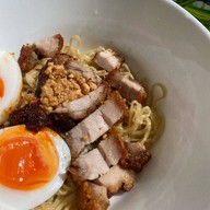 ก๋วยเตี๋ยวหมูจอมพล
