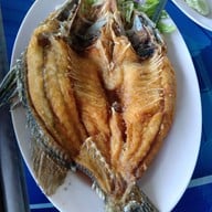 เมนูของร้าน สโมสรท้ายเรือหลวงแม่กลอง