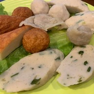 เจียงลูกชิ้นปลา กาญจนาฯขาเข้า หมู่บ้่นตรัจุฑา1