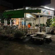 ข้าวต้มริมรั้ว โรงแรมน่านเจ้า พิษณุโลก